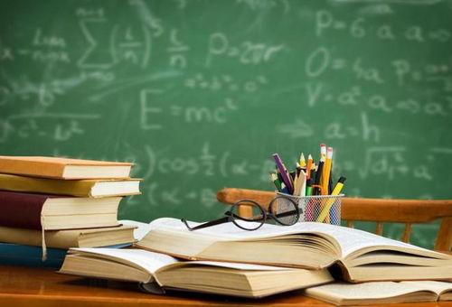 中学校园吃瓜事件视频,揭秘中学校园内幕视频引发热议