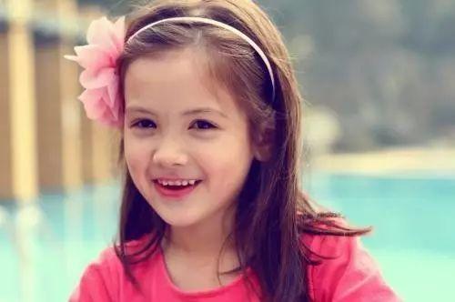 吃瓜少女小茵视频,揭秘娱乐圈幕后故事